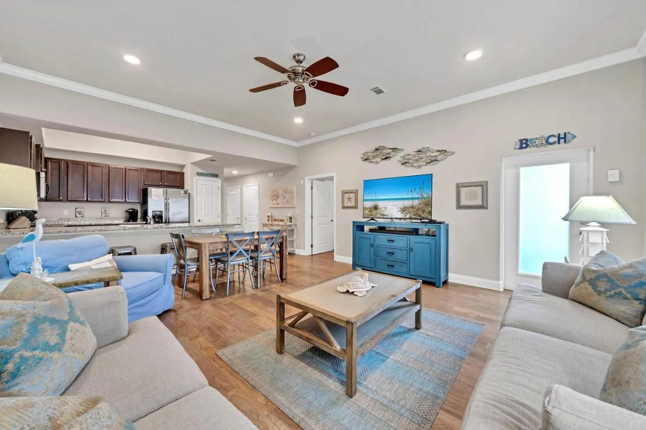 Private Patio! Gated Community! Walk To Beach! Alerio C101 Free Activities! Destin 0*,  United States