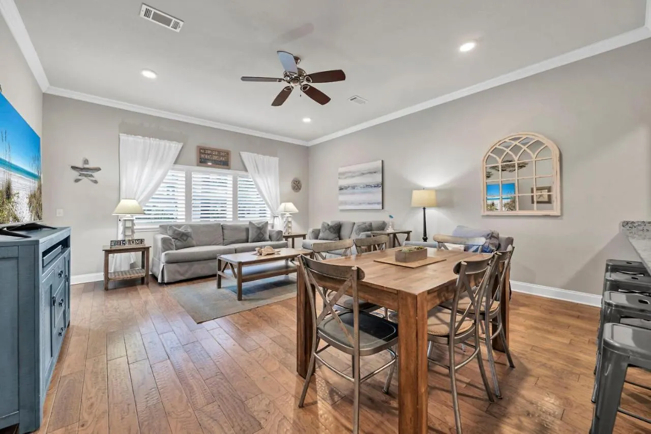 Holiday home Private Patio! Gated Community! Walk To Beach! Alerio C101 Free Activities! Destin