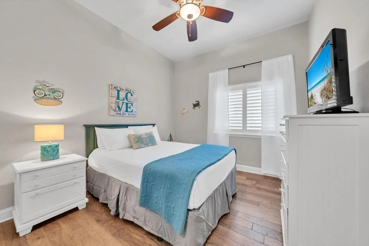 Holiday home Private Patio! Gated Community! Walk To Beach! Alerio C101 Free Activities! Destin